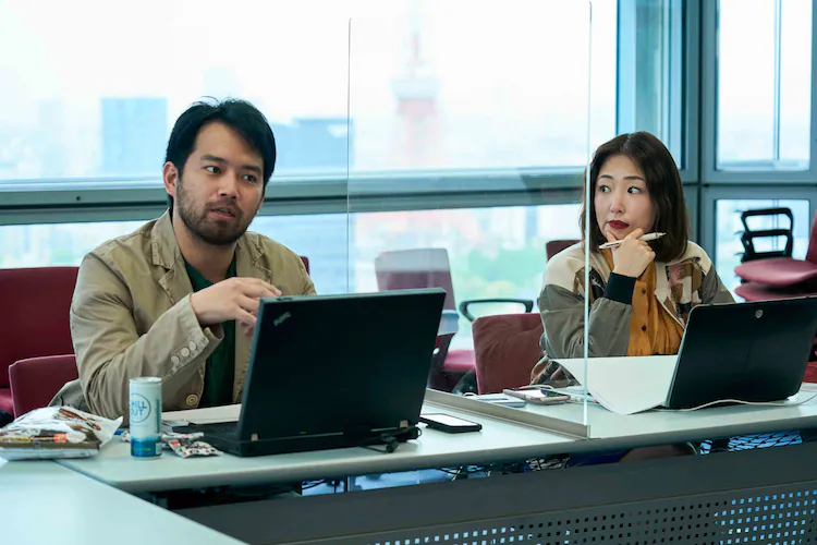 《爱之闪电》[百度/夸克网盘下载]日本电影[1080p高清/BT磁力链接]