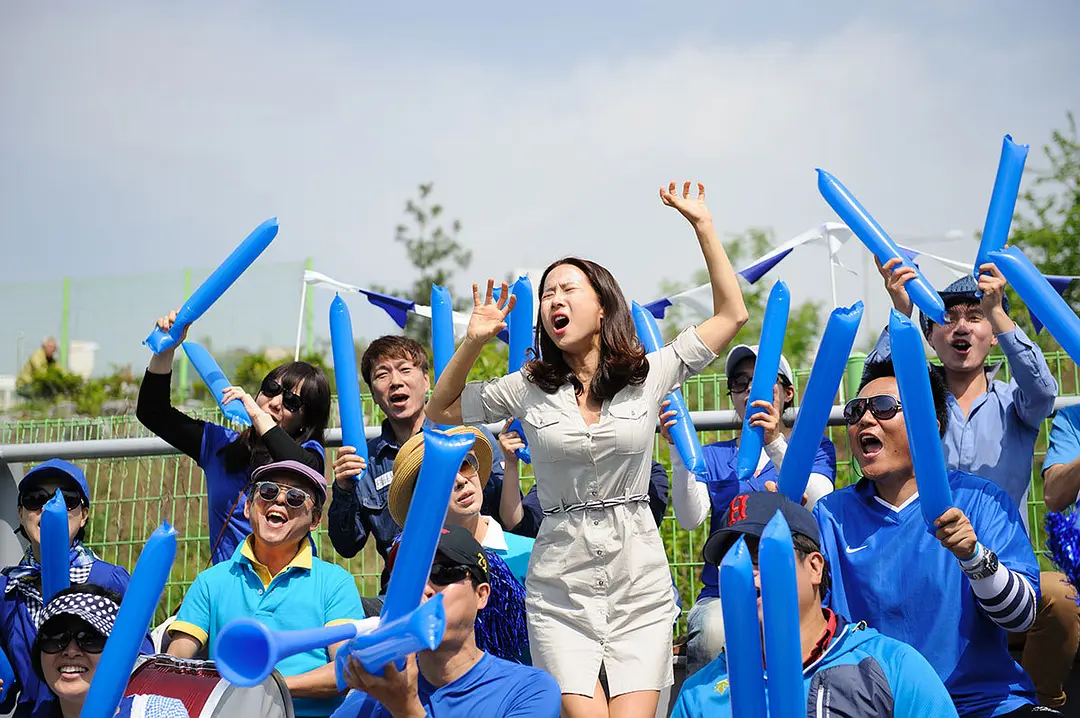 《工作女郎》[百度/夸克网盘下载]韩国电影[1080p高清/BT磁力链接]