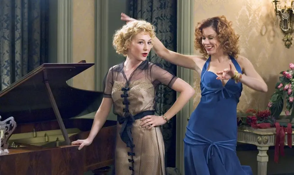 《黑皮书》[百度/夸克网盘下载]荷兰电影[1080p超清/BT磁力链接]