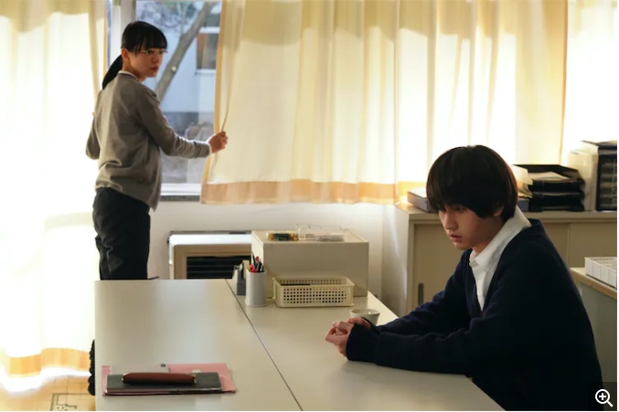 《教师善意的谎言》[百度/夸克网盘下载]日本电影[4K高清/BT磁力链接]