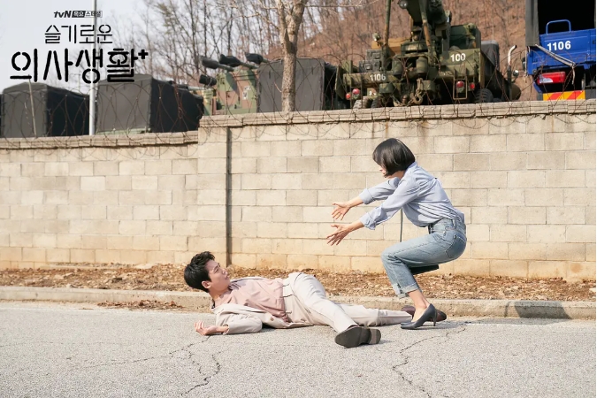 《机智医生生活》[百度/夸克网盘下载]韩剧 [4K高清/在线观看]