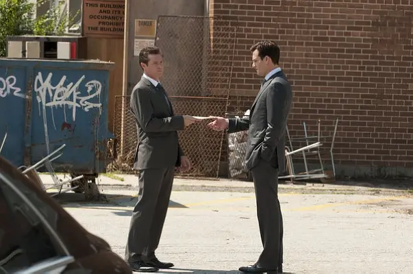 《金装律师第一季》[百度/夸克网盘下载]美剧[1080p高清/中英文字幕]