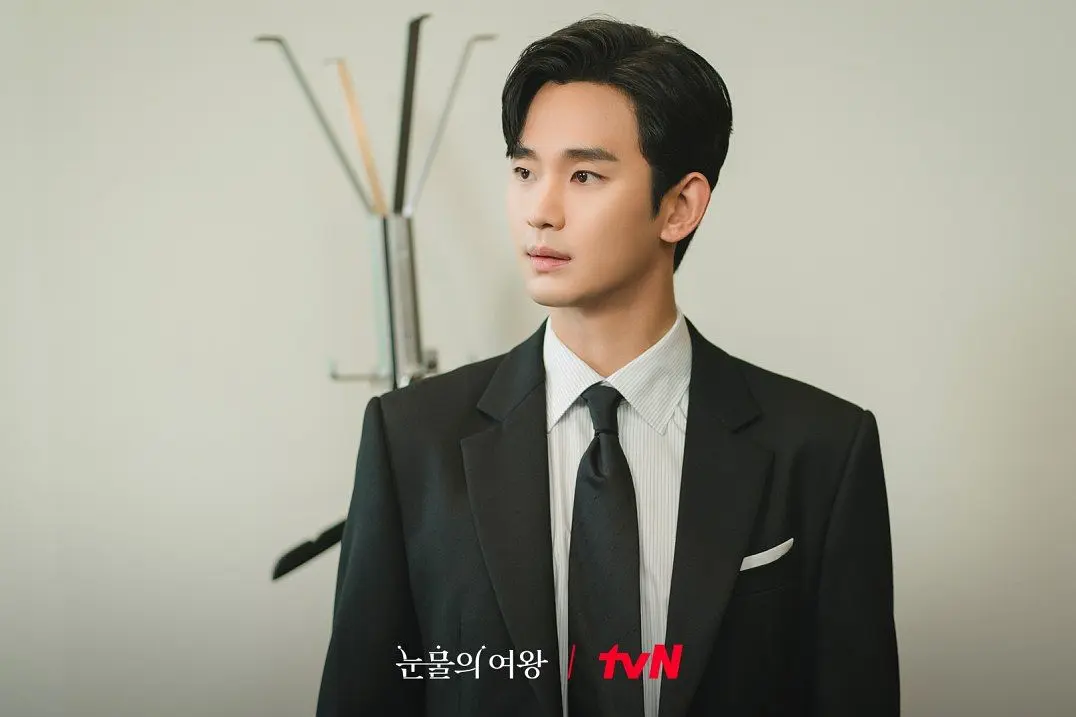 《眼泪女王》[百度/夸克网盘下载]韩剧[1080p高清/中英文字幕]