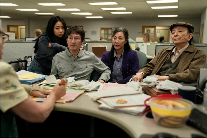 《瞬息全宇宙》[百度/夸克网盘下载]美国电影[1080p高清/BT磁力链接]