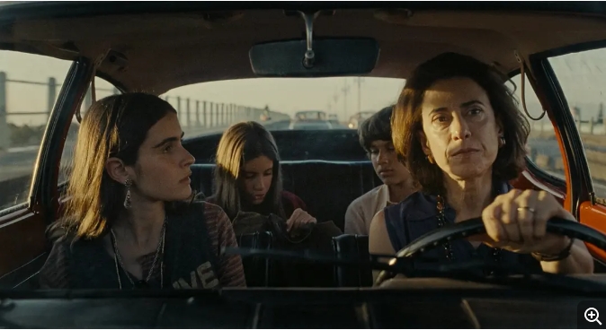 《我仍在此》[百度/夸克网盘下载]巴西电影[4K高清/BT磁力链接]