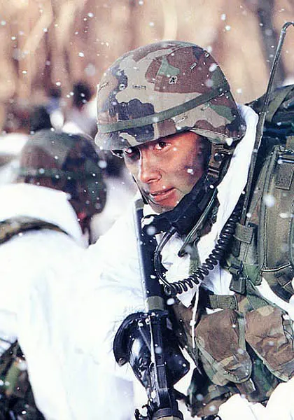 《共同警备区》[百度/夸克网盘下载]韩国电影[1080p高清/BT磁力链接]