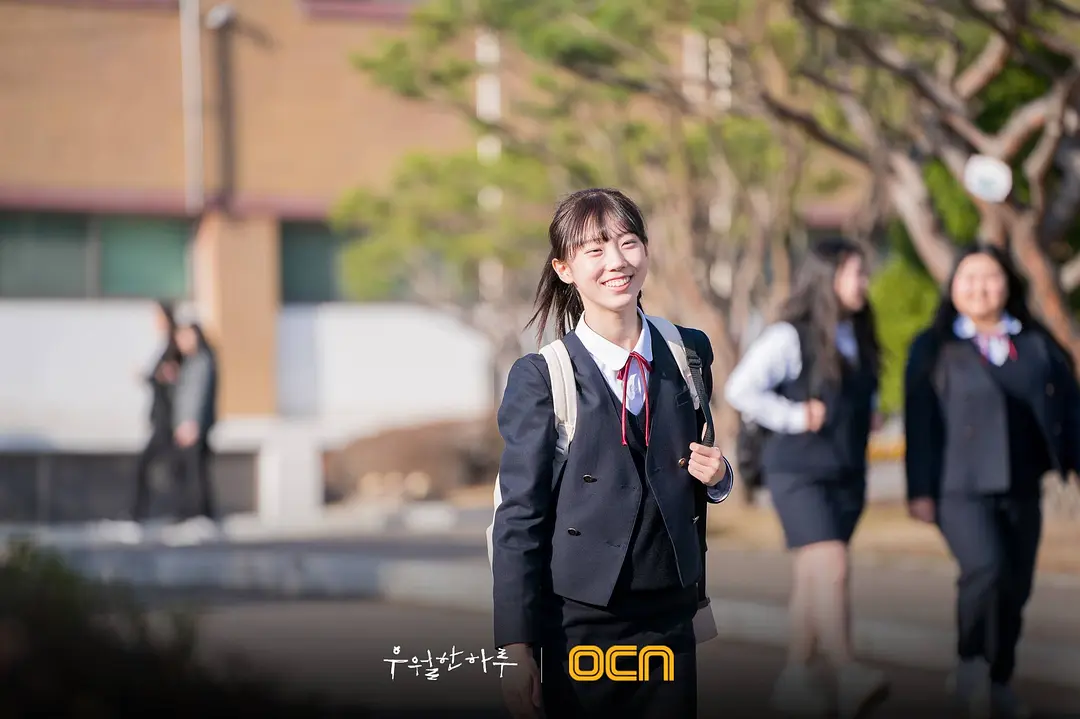 《优越的一天》[百度/夸克网盘下载]韩剧[1080p高清/中英文字幕]